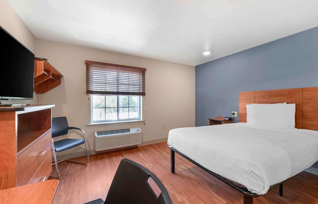 Extended Stay America Select Suites - Colorado Springs Room photo